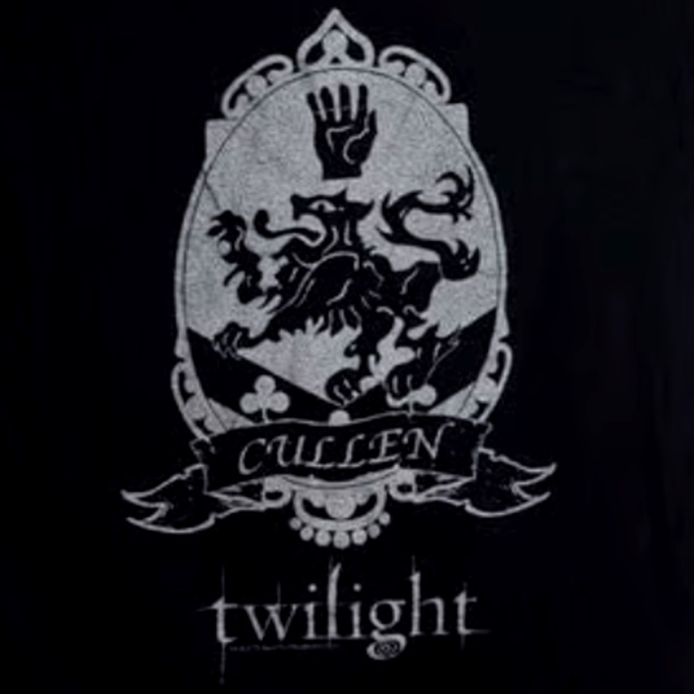 Collectible Twilight Cullen Tee Juniors Size: X-Large